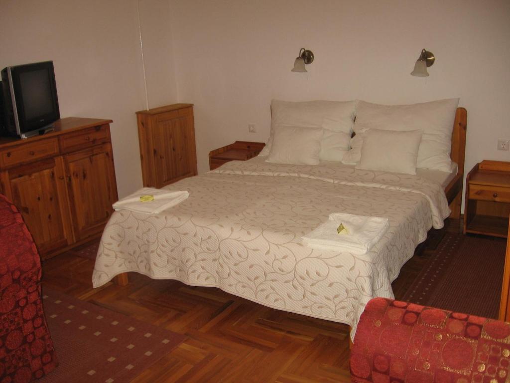מלון Gödöllő Mater Salvatoris House חדר תמונה